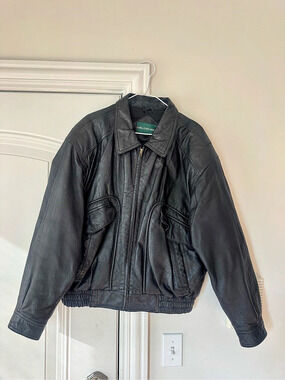 Men’s Hill & Archer Black Leather Jacket Used Size 42 (or Large)